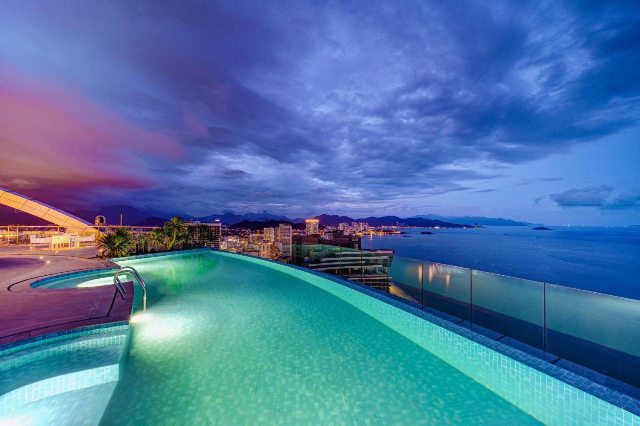 Luxury Condo Nha Trang By Seagroup Buitenkant foto